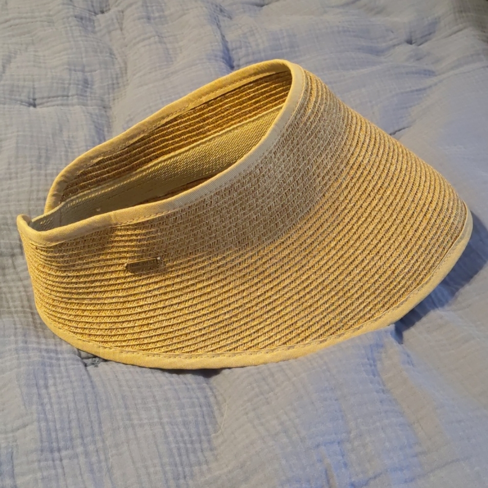 Nine West packable sun visor